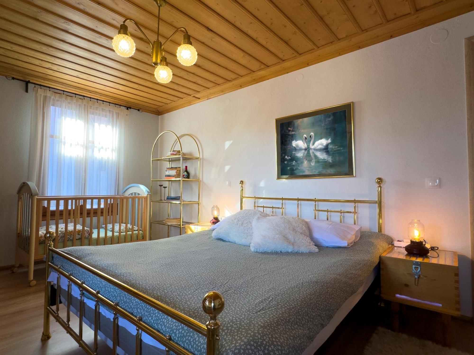 アルネア Renovated Old Manor House With Yardヴィラ エクステリア 写真