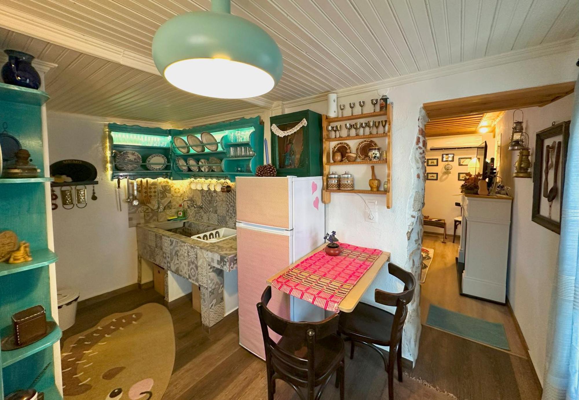 アルネア Renovated Old Manor House With Yardヴィラ エクステリア 写真